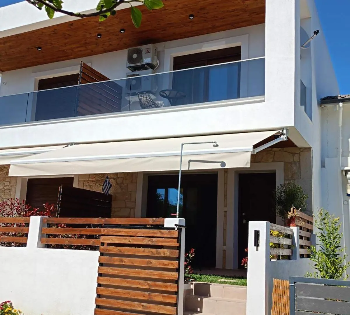 Lora Home, 250M From The Beach Nikiti  Greece