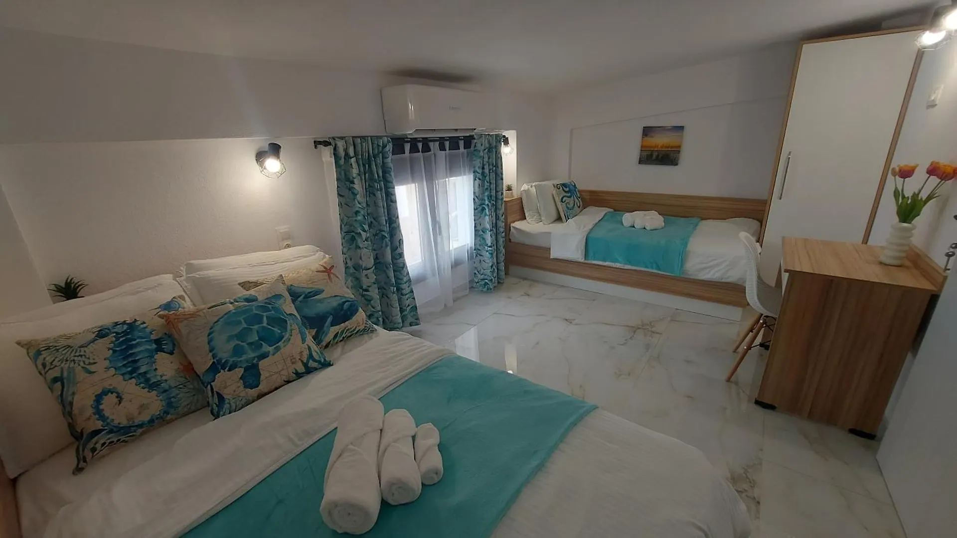 度假居 Lora Home, 250M From The Beach 尼基季